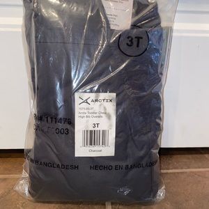 NEW!!! Toddler snow overalls 3T with tags